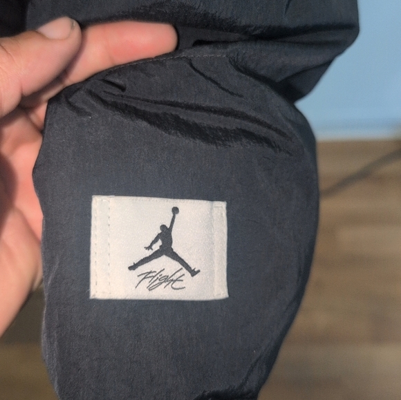 Nike Men's Jordan Flight Puffer Jacket Size XL - Picture 2 of 5
